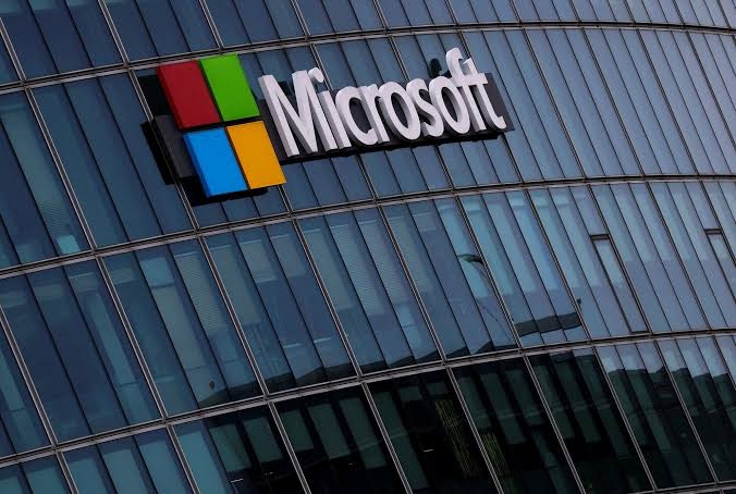 Microsoft Superintelligence представила новые модели MAI с производительностью на уровне GPT-5