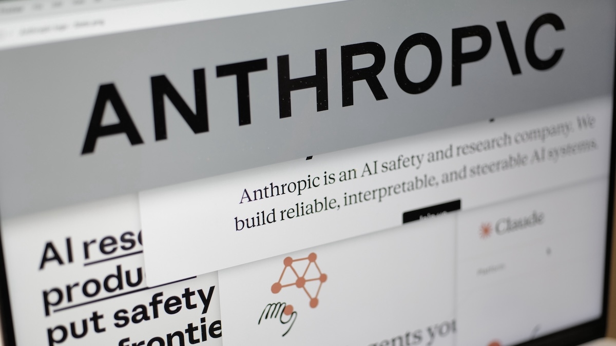 Суд США одобрил знаковое соглашение издателей и Anthropic о выплате $1,5 млрд по иску о нарушении авторских прав