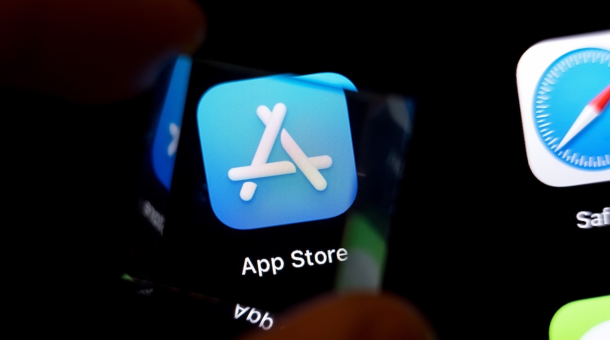 Пользователи подали иск против Apple в Калифорнии, обвинив компанию в недостаточной проверке приложений в App Store