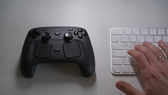 Потребитель превратил Steam Controller в радиоуправляемый в интернете прибор через браузер