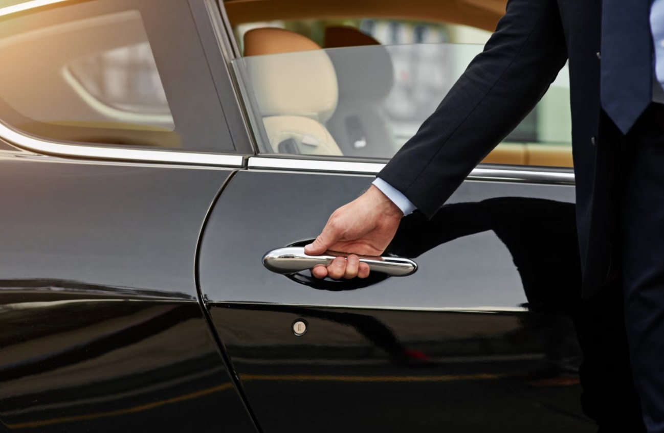 В Airbnb появилась услуга частного трансфера на автомобиле