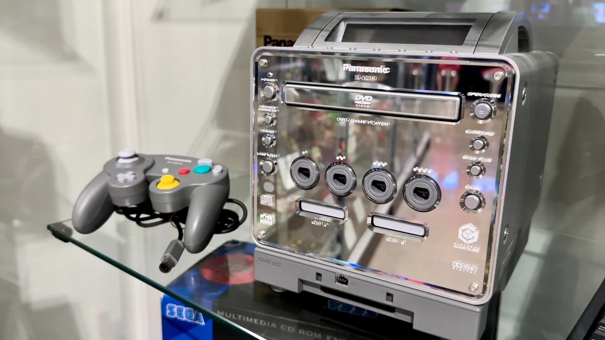 Игровую ретро‑консоль Panasonic Q c DVD‑проигрывателем можно купить за $2 тысячи