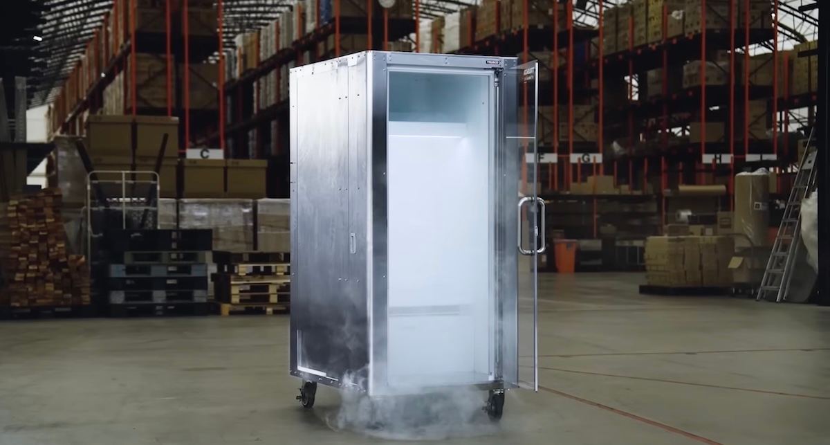 Японская организация SDRS представила кабину для охлаждения людей Do Hiemon Box