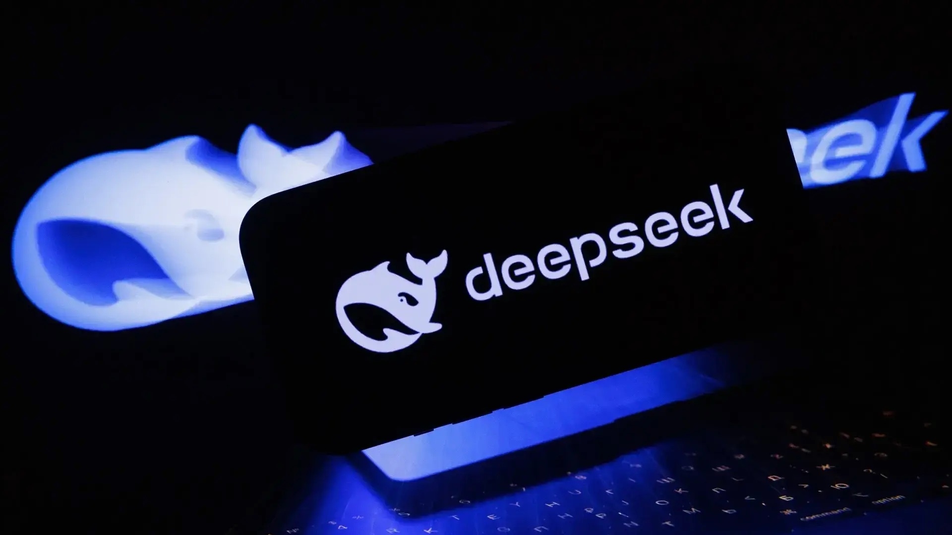 DeepSeek объявил о финальную V4 на середину июля и тарифы с наценкой за пиковые часы
