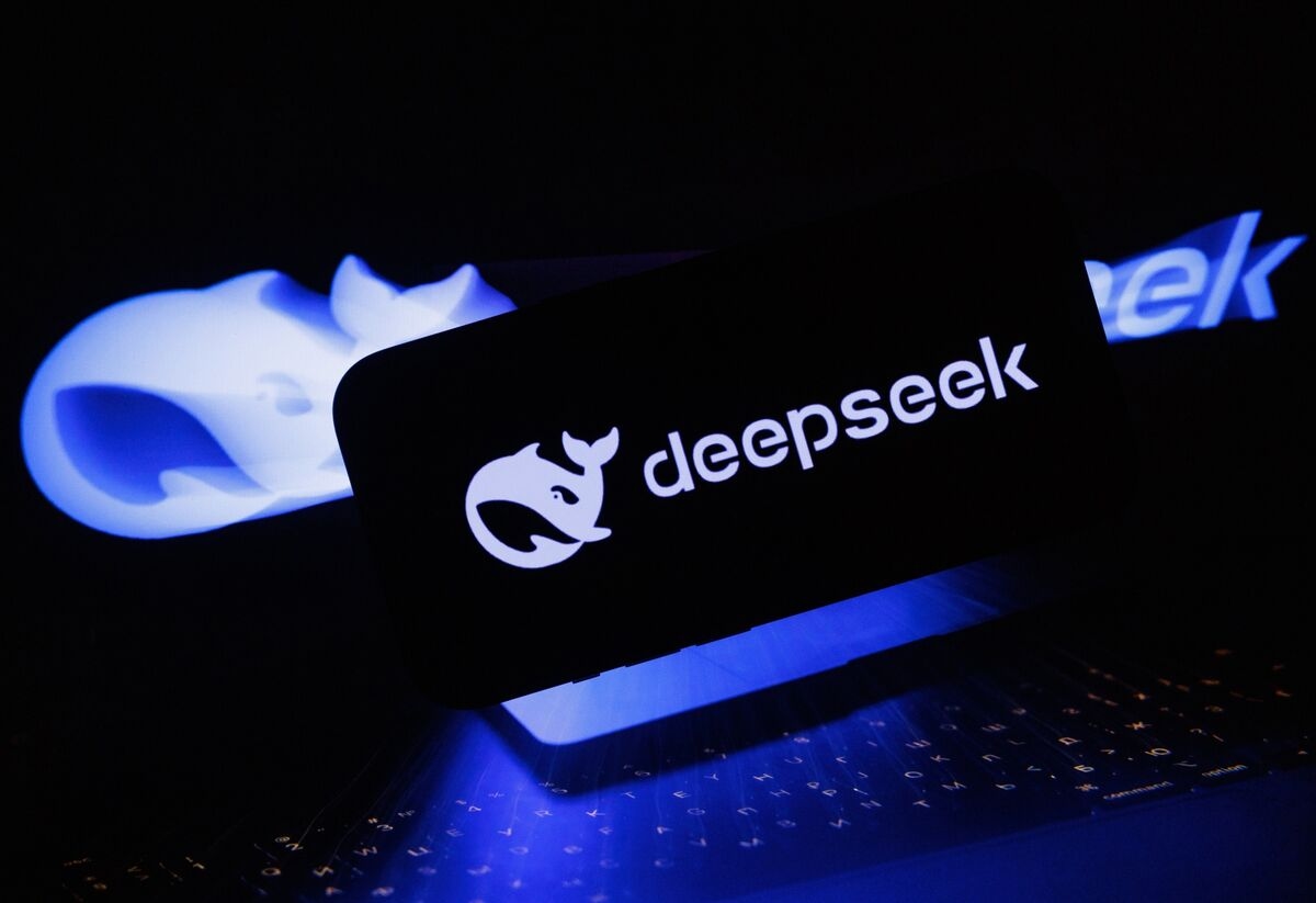 DeepSeek V4, возможно, уже тестируется на OpenRouter — у стелс-модели 1 трлн параметров и 1M контекстное окно