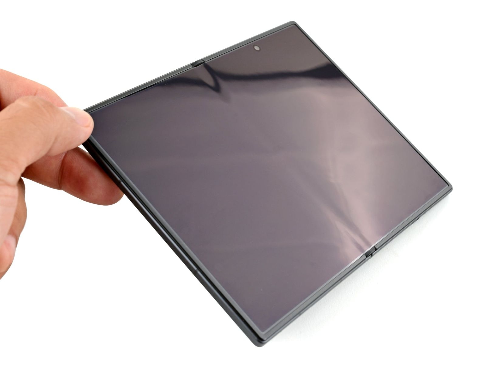 В iFixit разобрали складной Samsung Galaxy Z Fold8