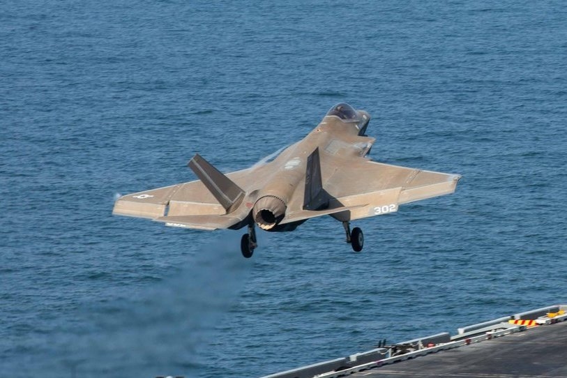 ИИ Claude задействовали при ударах по Ирану — через часы после того, как Трамп забанил Anthropic