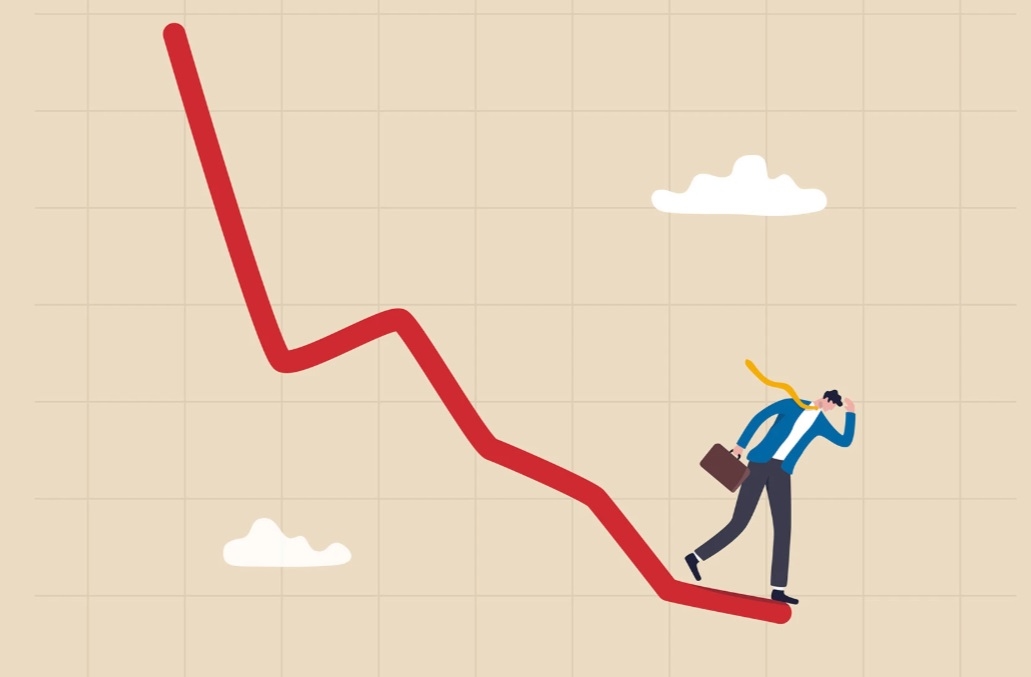 Исследование: всё больше офисных работников после увольнений вынуждены соглашаться на позиции с меньшей зарплатой