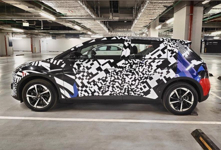 Появились фото UMO 3 — второго электромобиля «Яндекса» в контексте инициативы «Яндекс Электро»