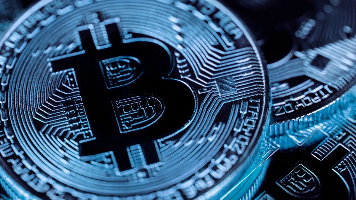 Житель Великобритании подал в суд на свою бывшую супругу, обвинив её в краже 2323 биткоинов