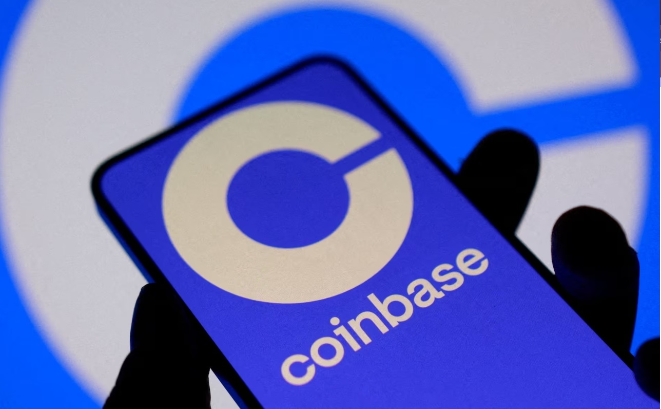 Гендиректор Coinbase перевёл компанию на «дешёвые» китайские ИИ-модели