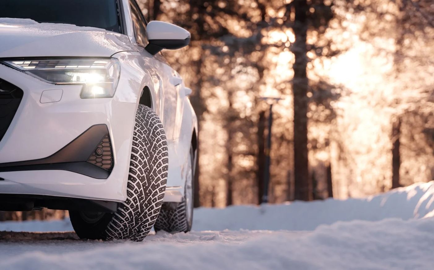 В Финляндии представили зимние шины с системой выдвижных шипов