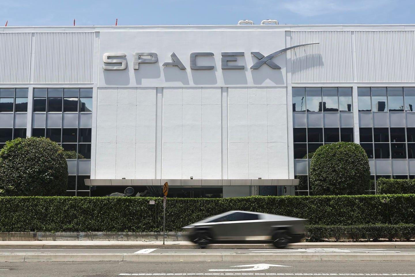 Cursor и SpaceX выпустят ИИ совместной разработки уже сегодня — The Information