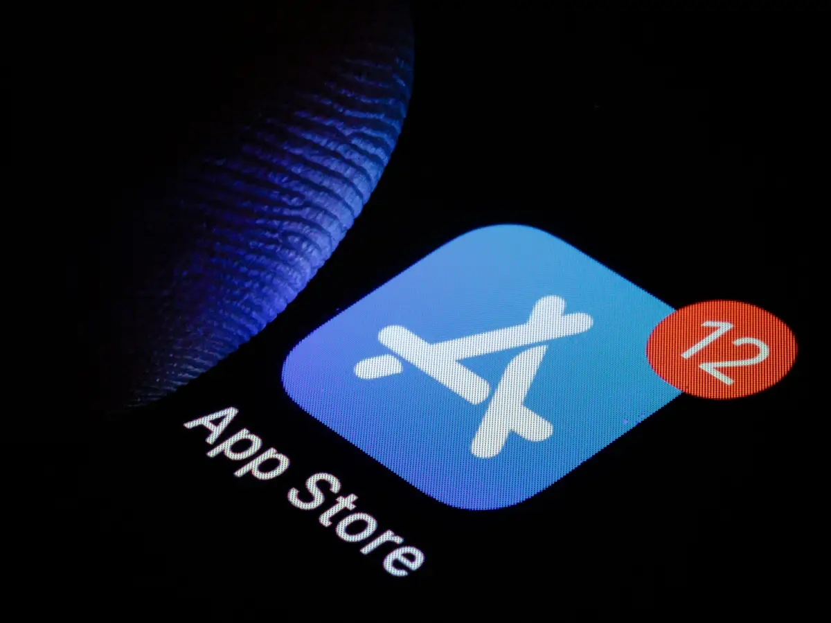 Созданные с помощью вайбкодинга приложения заполонили App Store, но пользователи этому не рады