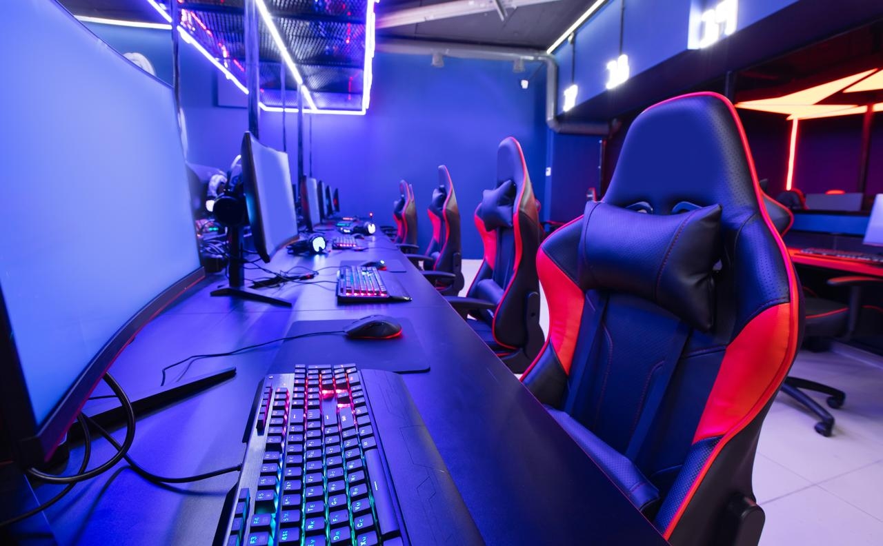 Выручка компьютерных клубов в РФ за начальный квартал 2026 года выросла на 26%