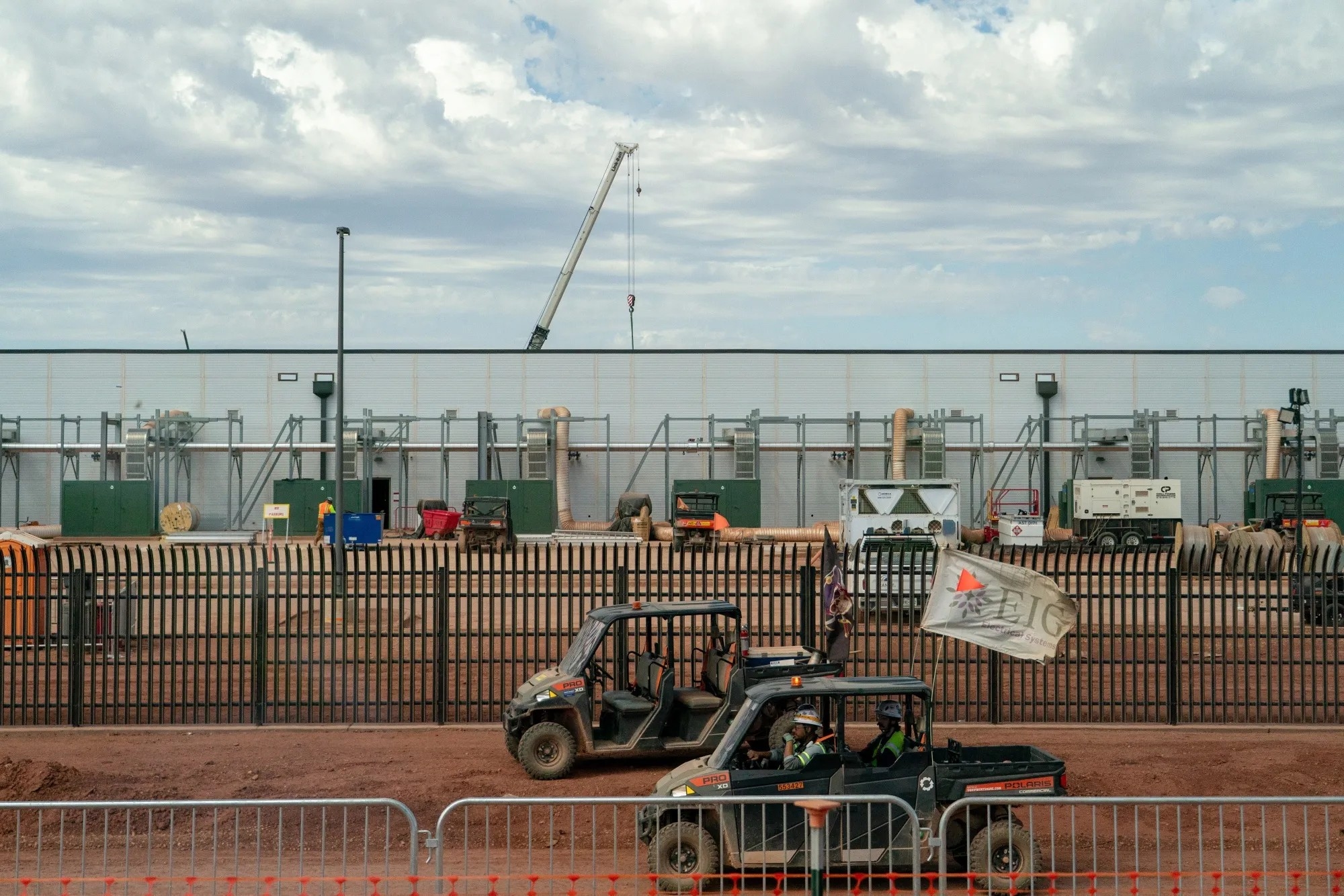 Половину проектов ЦОД в США отложили или отменили