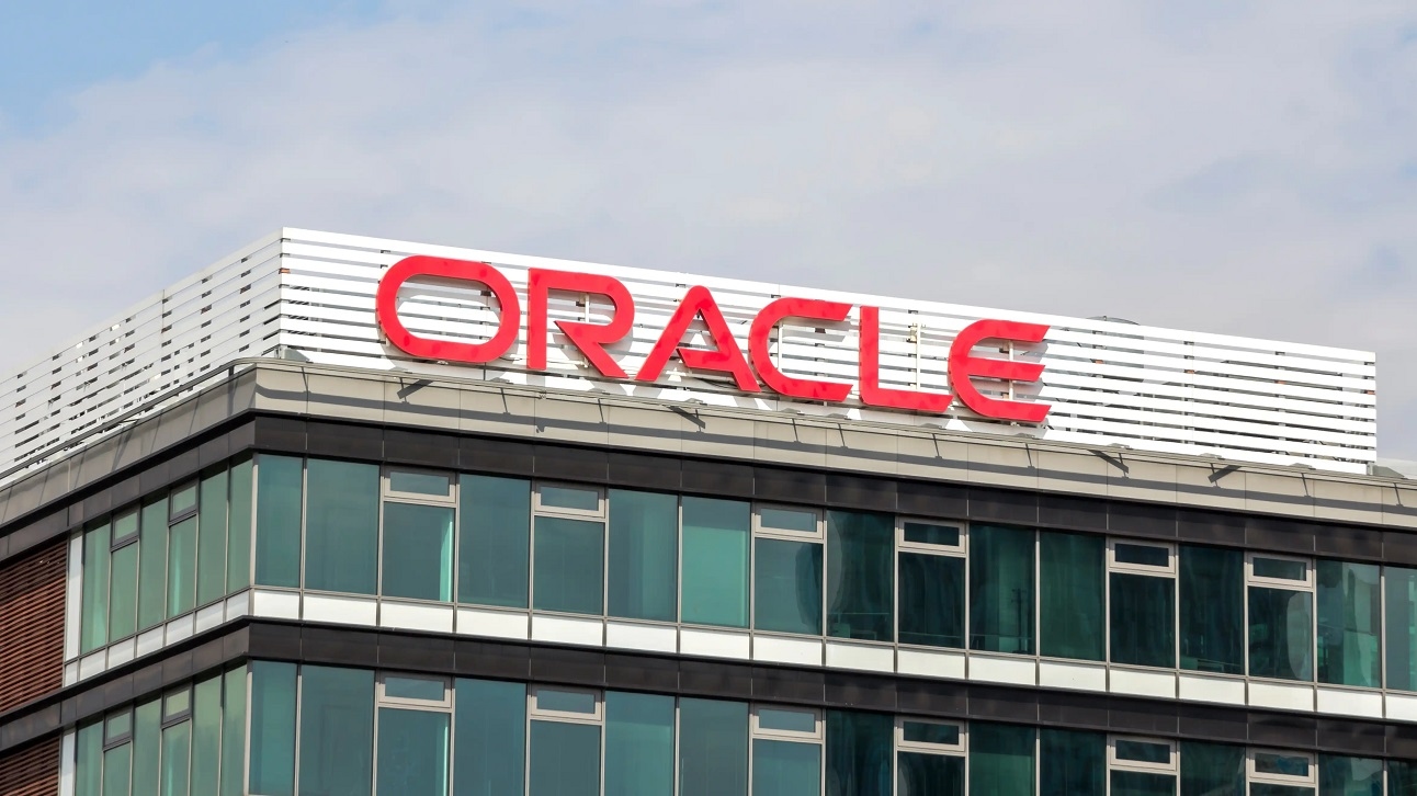 Oracle сократила 21 тыс. человек, это около 13% от штата