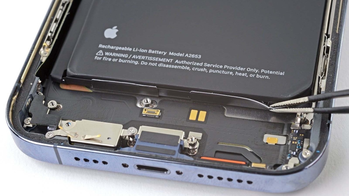 Со следующего года продаваемые в ЕС смартфоны и планшеты должны будут иметь сменные батареи