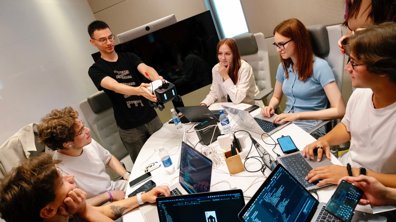 «Яндекс» открыл набор в летний ML-кампус и соревнование с призом в 1 млн рублей для начинающих специалистов