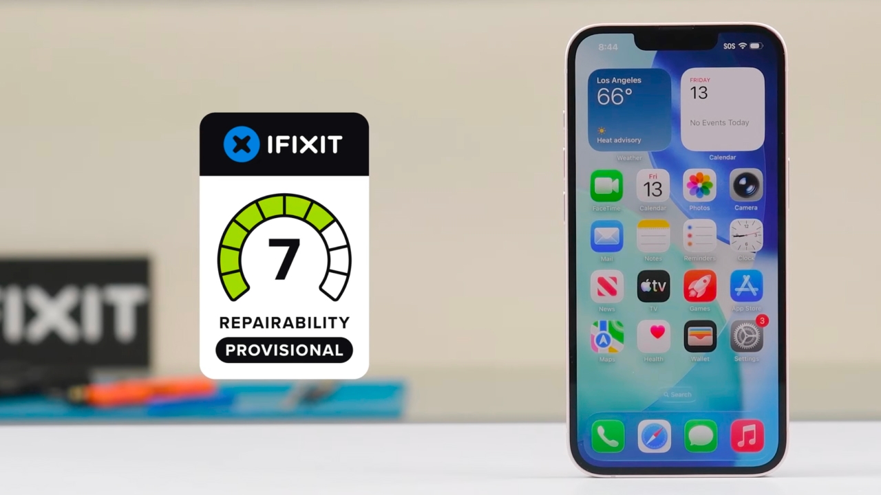 В iFixit разобрали iPhone 17e и оценили его ремонтопригодность в 7 из 10 баллов