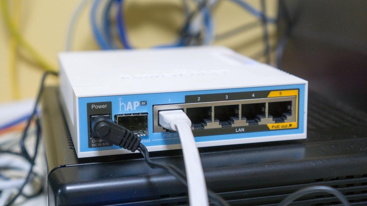 MikroTik сообщила о критических уязвимостях в RouterOS под названием MikroTrick