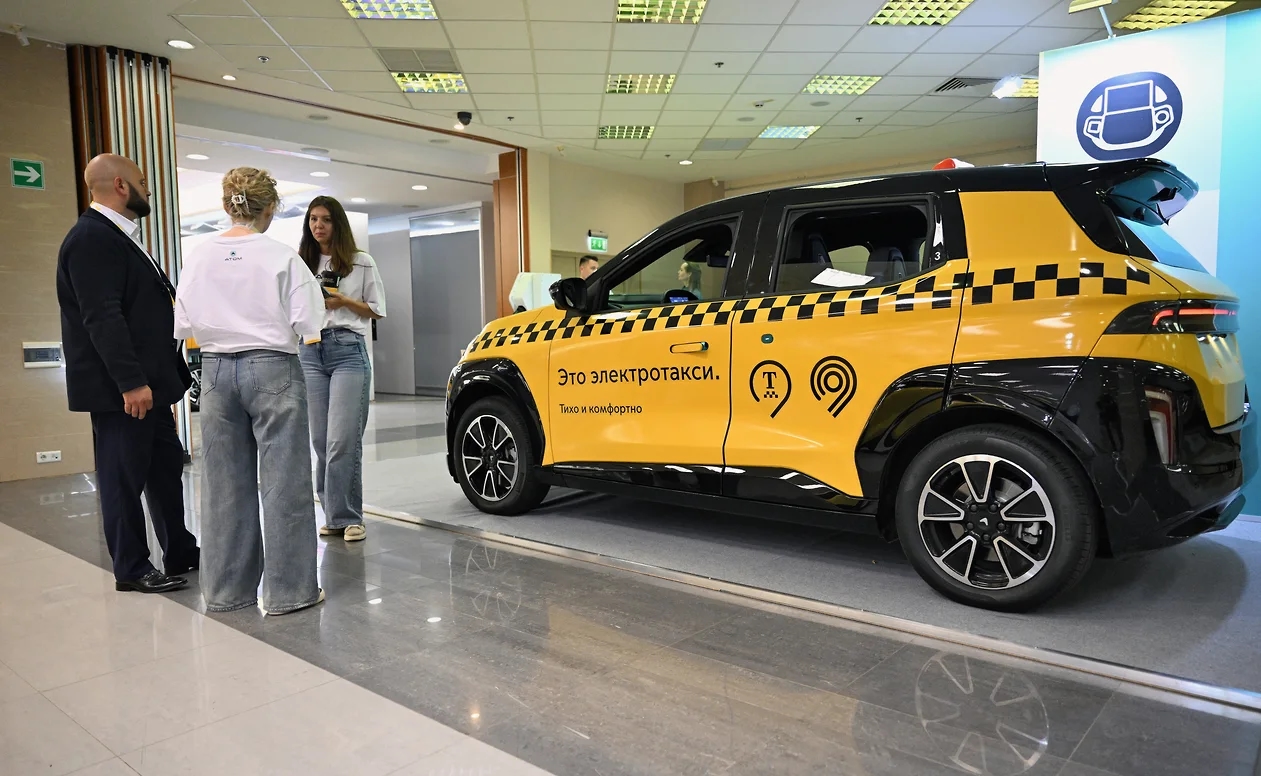 Для таксопарков предложили ввести квоты на электромобили
