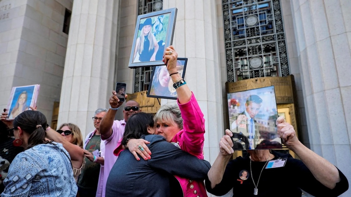 Суд США обязал Meta* и Google выплатить $6 млн компенсации в контексте судебного процесса по делу о зависимости от соцсетей