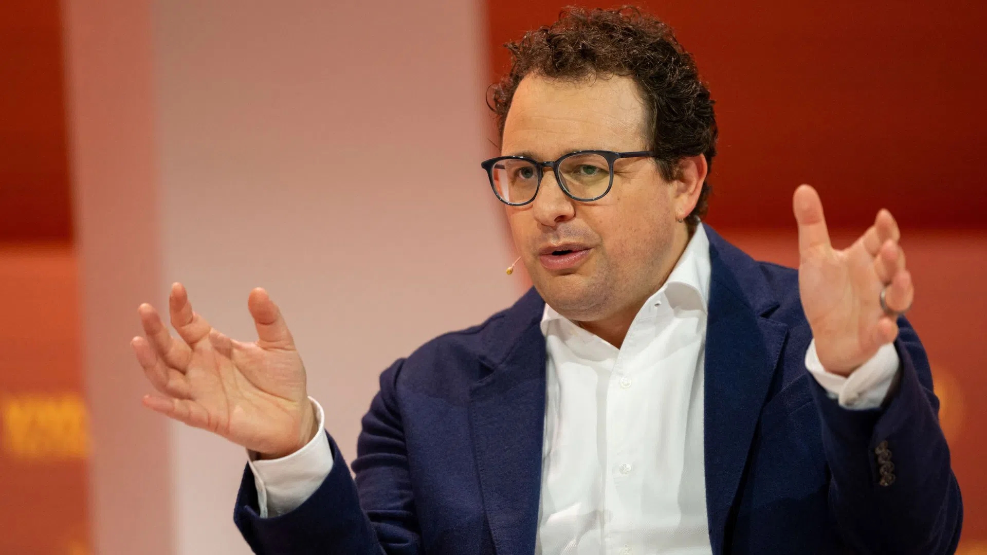 Год назад Амодеи говорил, что ИИ будет писать 90% кода. Как дела теперь?