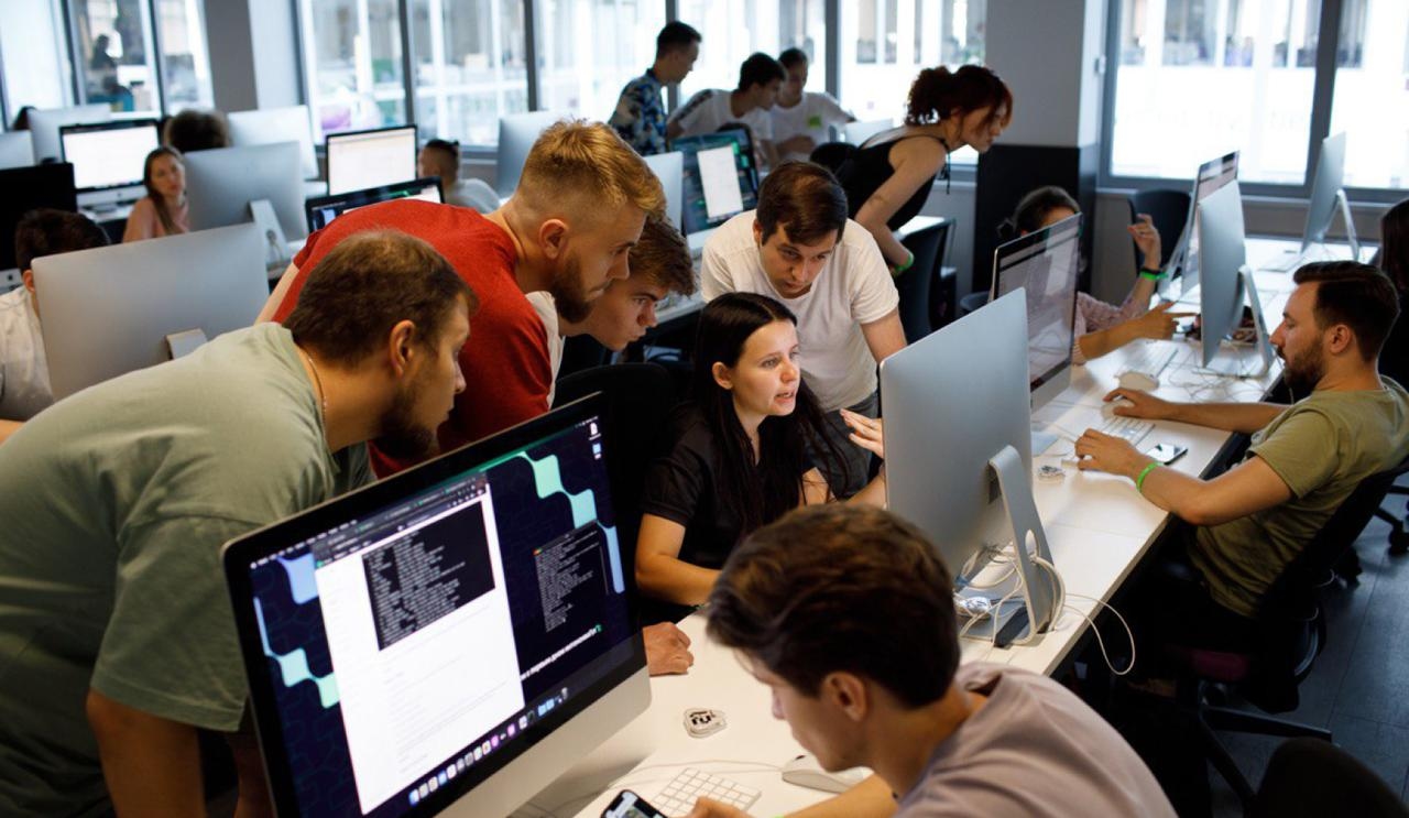 Инициатива Минцифры об инвестициях IT-компаний в образование вызвал разногласия