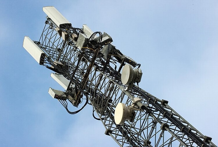 Минцифры обсуждает ужесточение требований к лицензированию операторов связи