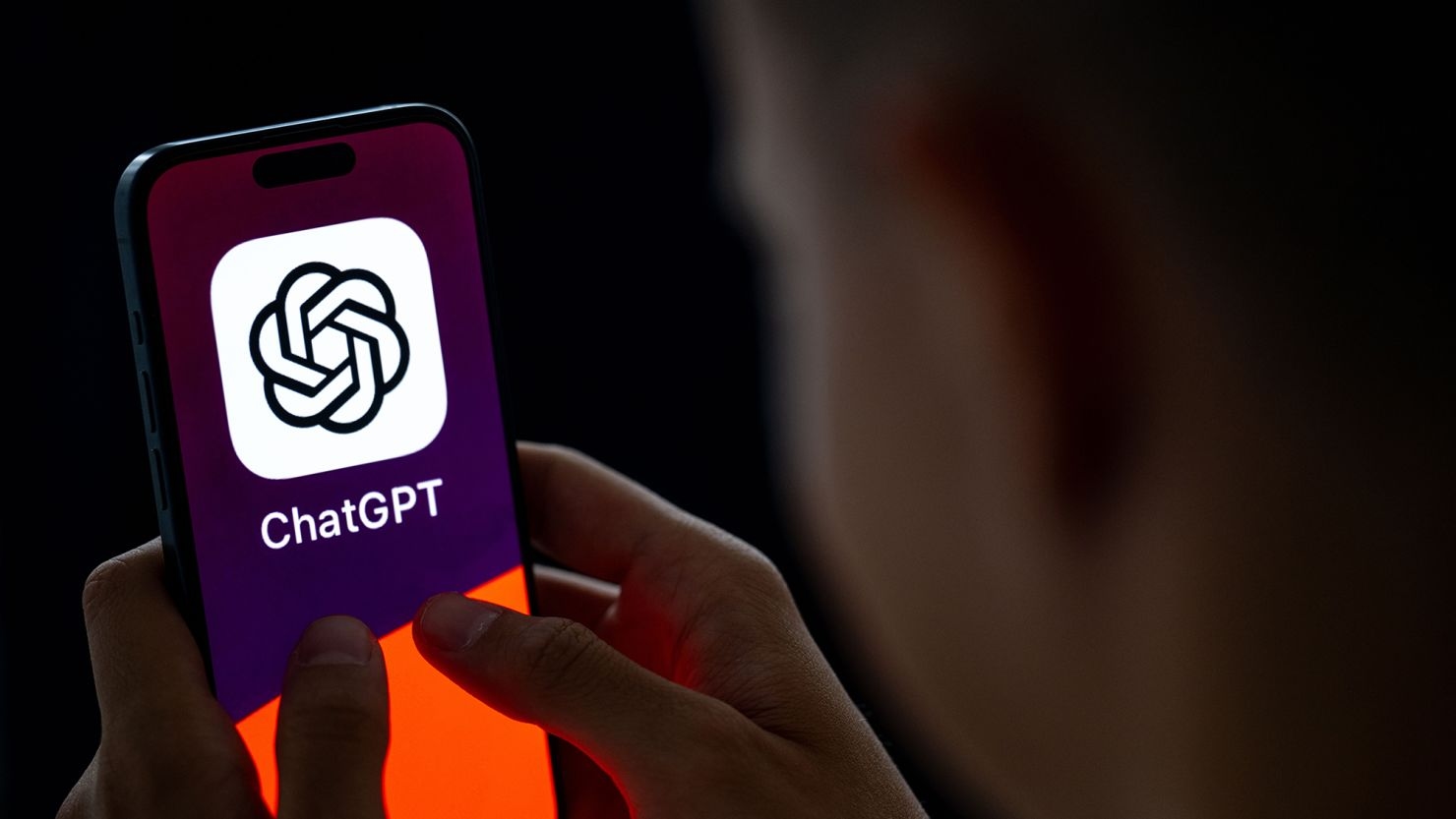 OpenAI использует ChatGPT для слежки за сотрудниками — ИИ читает их Slack и почту